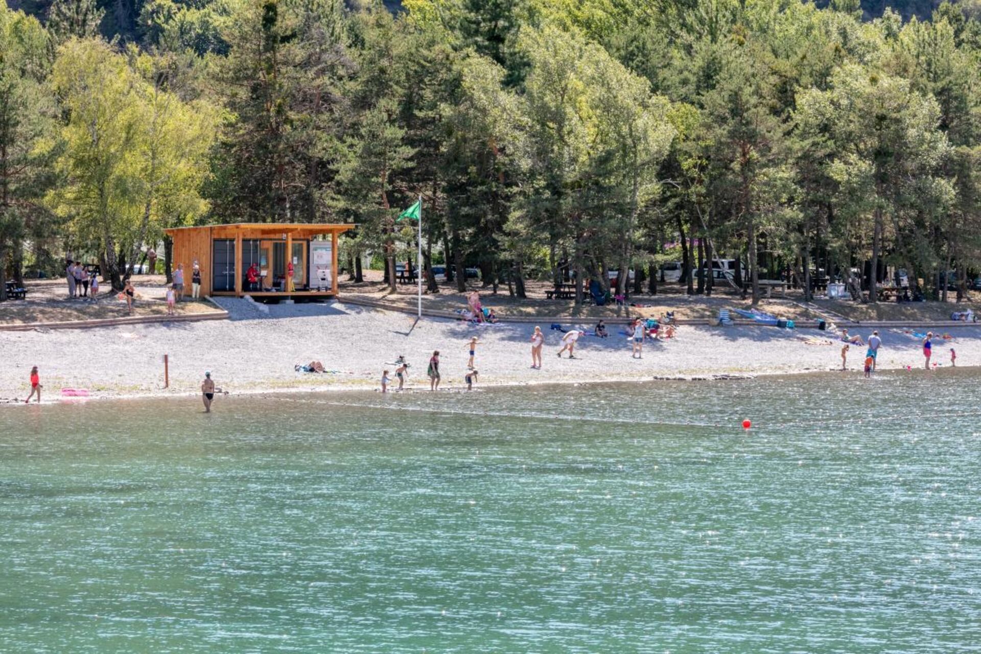 Plage surveillée - Photo Xavier Mordefroid